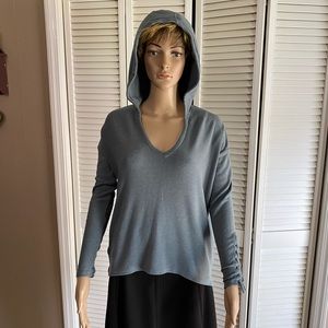 Chaser Shirt With Hood‎ SZ XS HI/LO